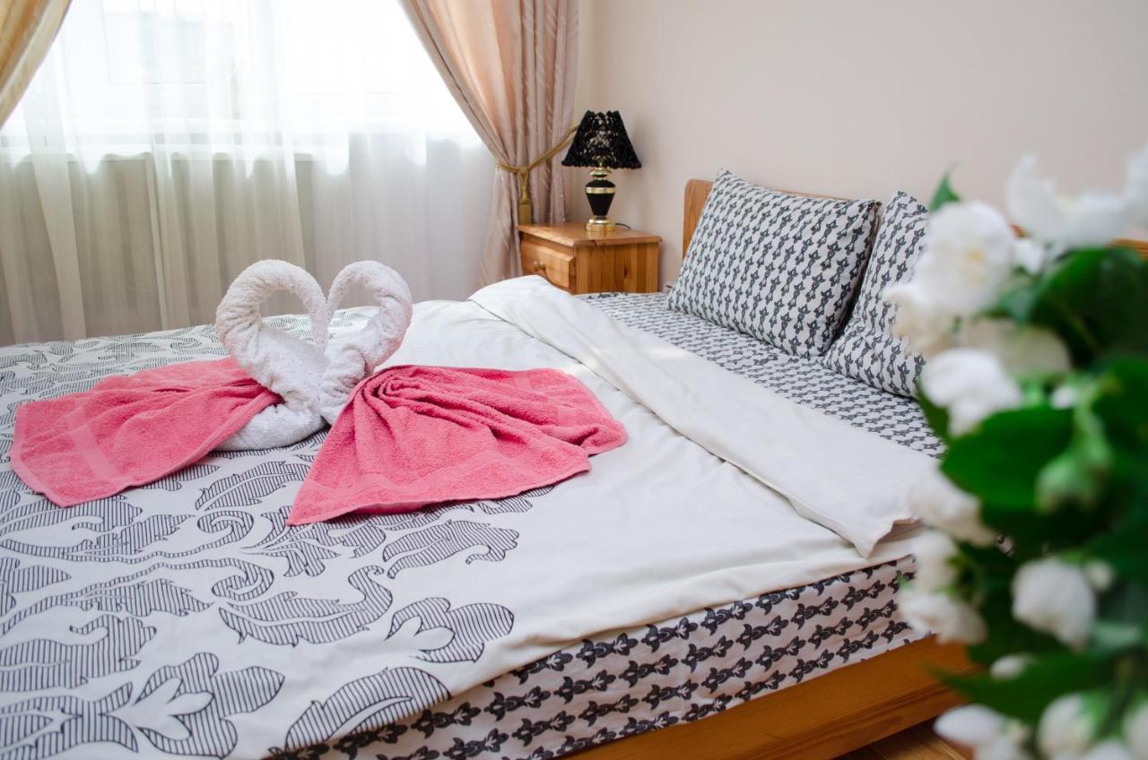 Babylon Apartments Rivne Esterno foto