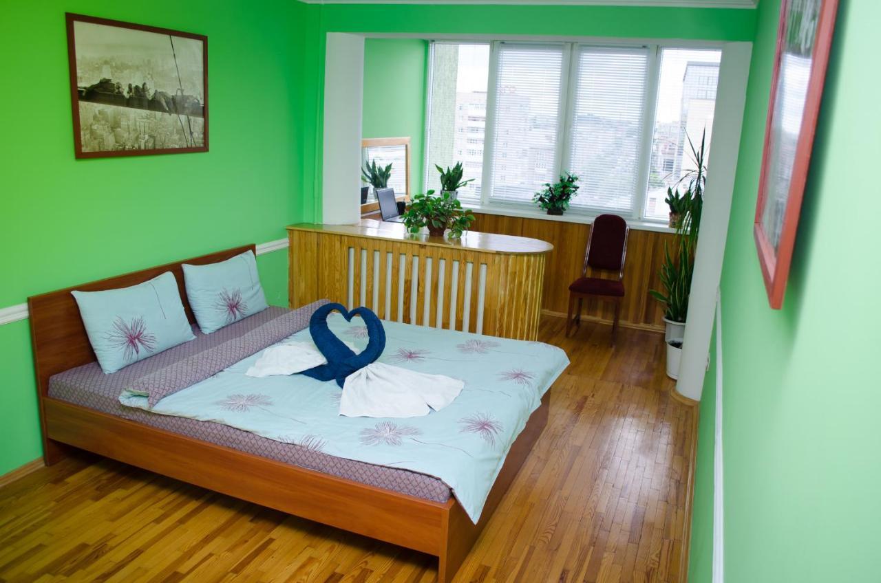 Babylon Apartments Rivne Esterno foto